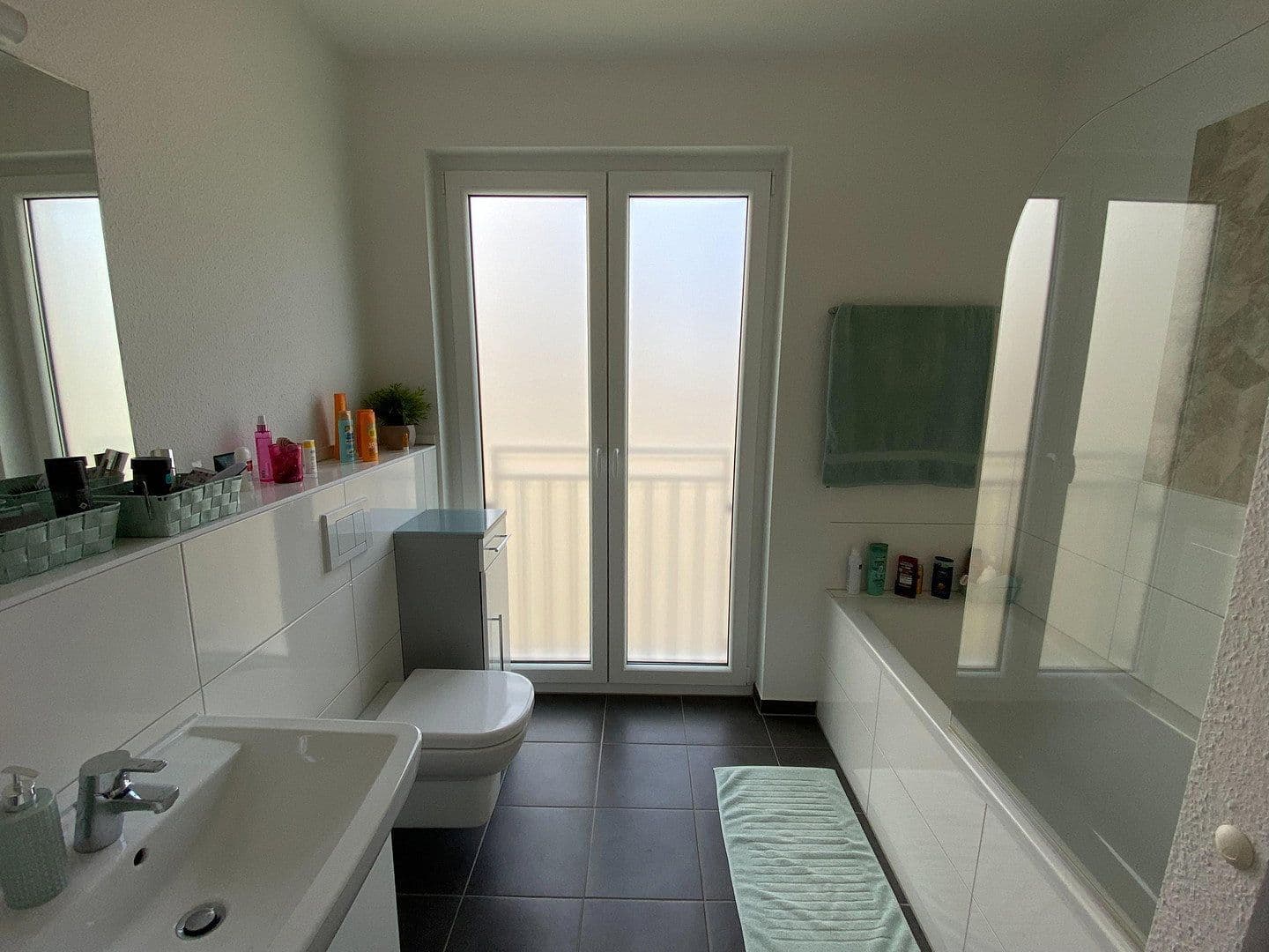 Prenájom bytu 3-izbový 94 m², Pfälzer Str. 1c, Köln, Severné Porýnie - Westfálsko Prenájom bytu 3-izbový 94 m², Pfälzer Str. 1c, Köln, Severné Porýnie - Westfálsko