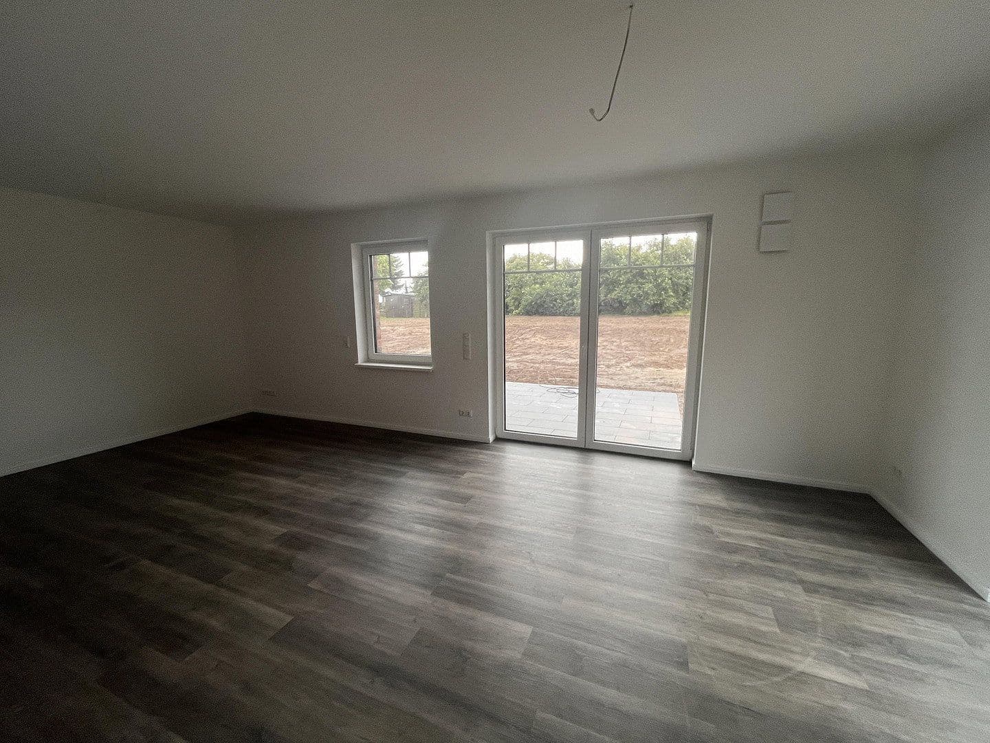 Predaj domu 126 m², pozemok 540 m², Unter den Linden 28 a + c, Stelle, Dolné Sasko Predaj domu 126 m², pozemok 540 m², Unter den Linden 28 a + c, Stelle, Dolné Sasko