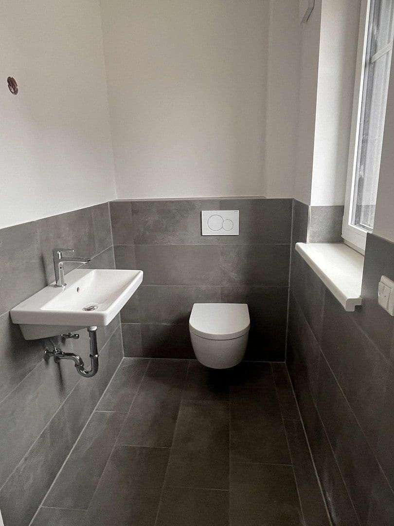 Predaj domu 126 m², pozemok 540 m², Unter den Linden 28 a + c, Stelle, Dolné Sasko Predaj domu 126 m², pozemok 540 m², Unter den Linden 28 a + c, Stelle, Dolné Sasko