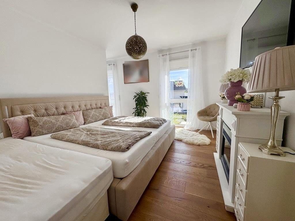 Predaj domu 158 m², pozemok 418 m², Nidderau, Hesensko Predaj domu 158 m², pozemok 418 m², Nidderau, Hesensko