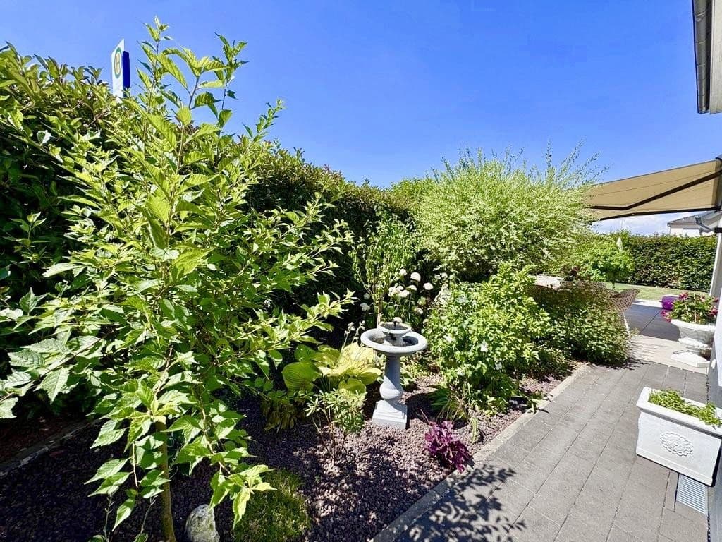 Predaj domu 158 m², pozemok 418 m², Nidderau, Hesensko Predaj domu 158 m², pozemok 418 m², Nidderau, Hesensko