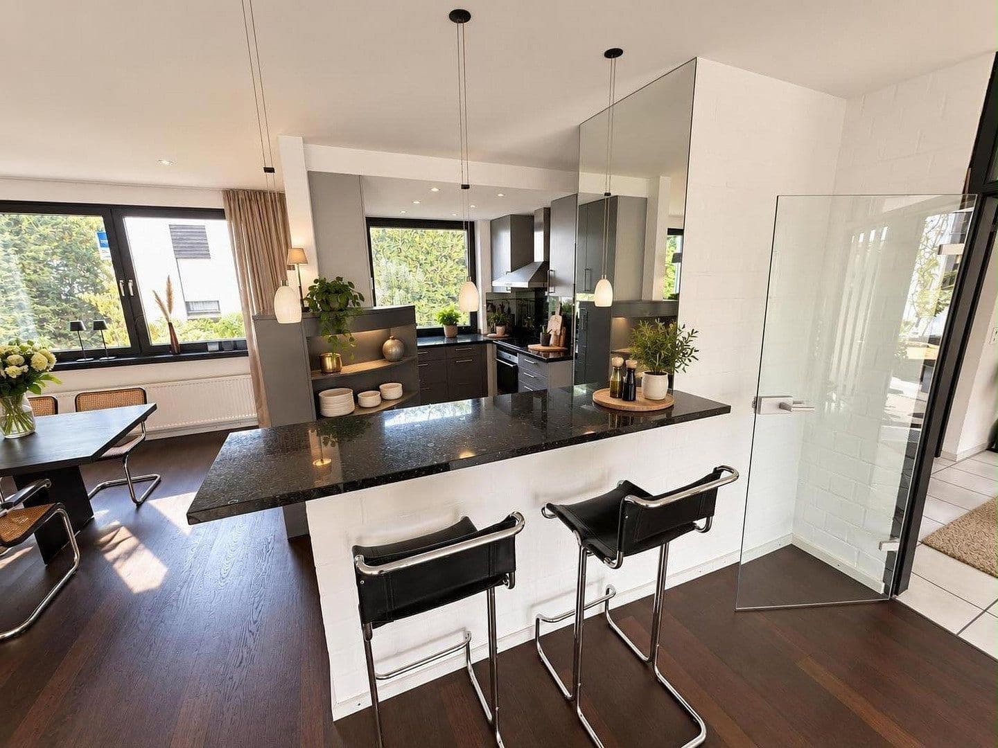 Predaj domu 191 m², pozemok 320 m², Garbsen, Dolné Sasko Predaj domu 191 m², pozemok 320 m², Garbsen, Dolné Sasko