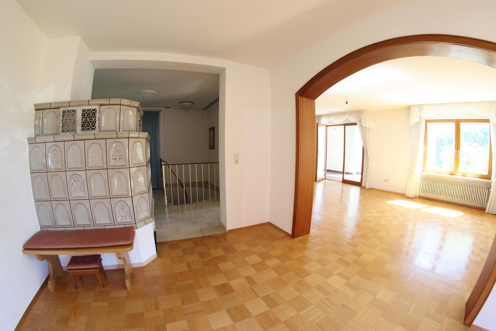 Predaj domu 100 m², pozemok 387 m², Schriesheim, Bádensko-Wurttembersko Predaj domu 100 m², pozemok 387 m², Schriesheim, Bádensko-Wurttembersko