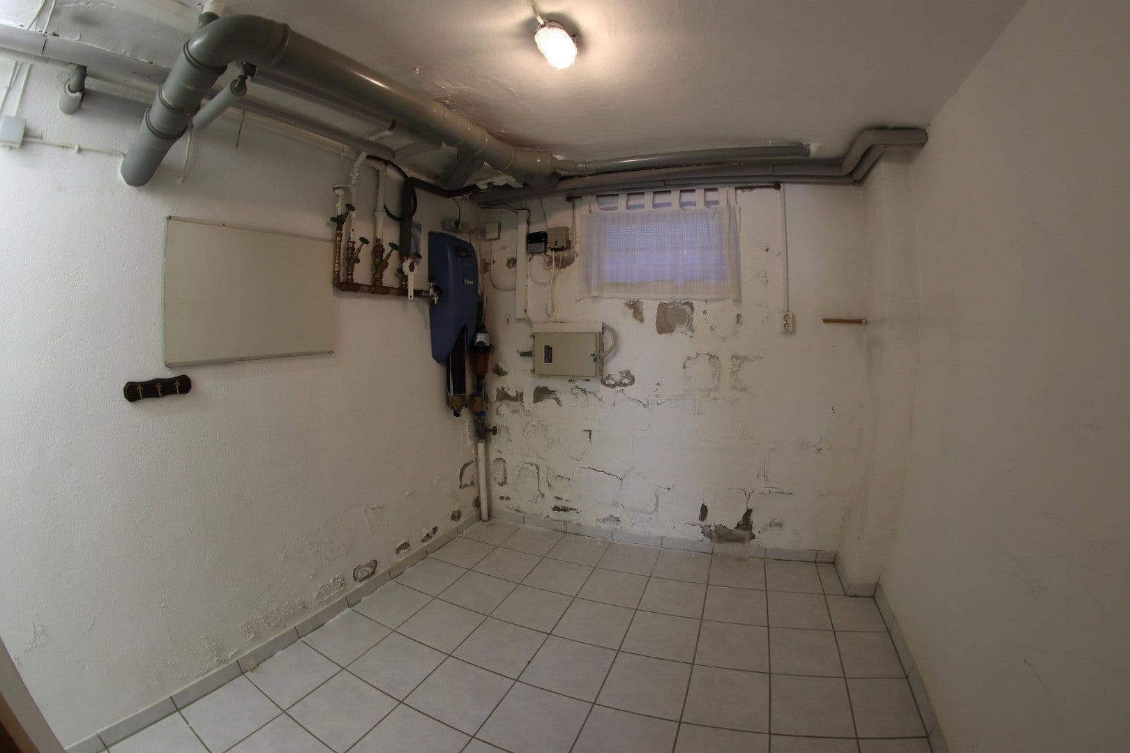 Predaj domu 100 m², pozemok 387 m², Schriesheim, Bádensko-Wurttembersko Predaj domu 100 m², pozemok 387 m², Schriesheim, Bádensko-Wurttembersko
