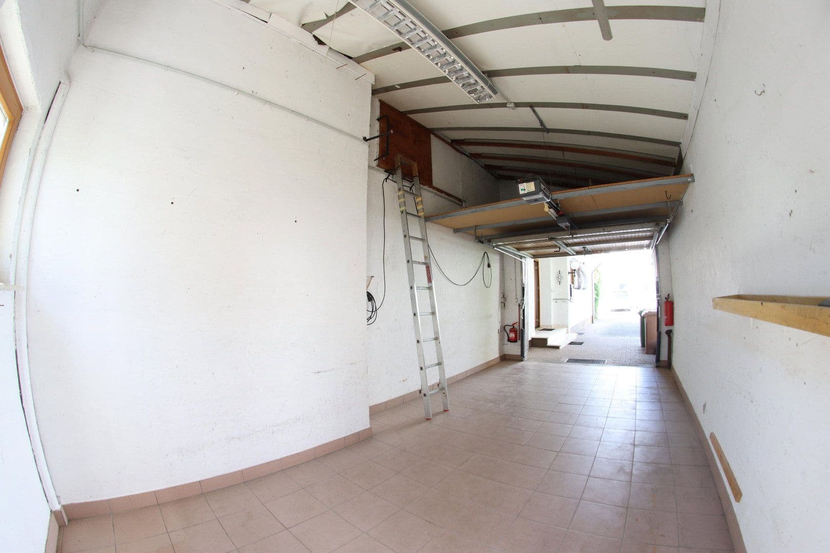 Predaj domu 100 m², pozemok 387 m², Schriesheim, Bádensko-Wurttembersko Predaj domu 100 m², pozemok 387 m², Schriesheim, Bádensko-Wurttembersko