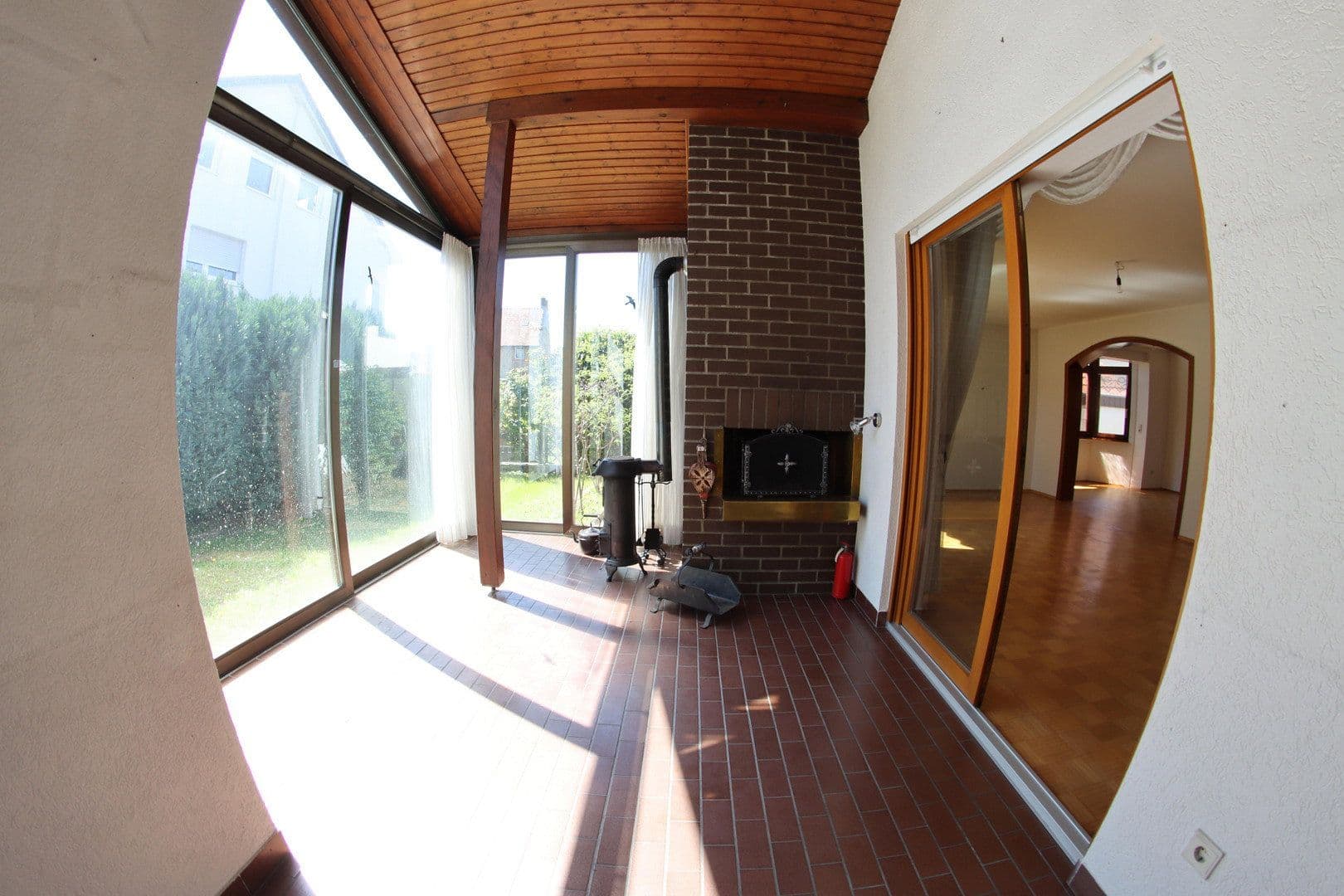 Predaj domu 100 m², pozemok 387 m², Schriesheim, Bádensko-Wurttembersko Predaj domu 100 m², pozemok 387 m², Schriesheim, Bádensko-Wurttembersko