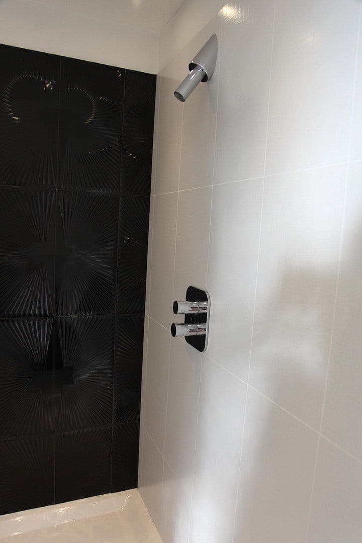 Predaj bytu 2-izbový 73 m², Köln, Severné Porýnie - Westfálsko Predaj bytu 2-izbový 73 m², Köln, Severné Porýnie - Westfálsko