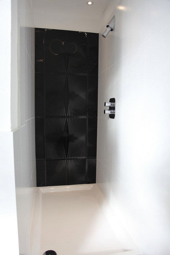 Predaj bytu 2-izbový 73 m², Köln, Severné Porýnie - Westfálsko Predaj bytu 2-izbový 73 m², Köln, Severné Porýnie - Westfálsko