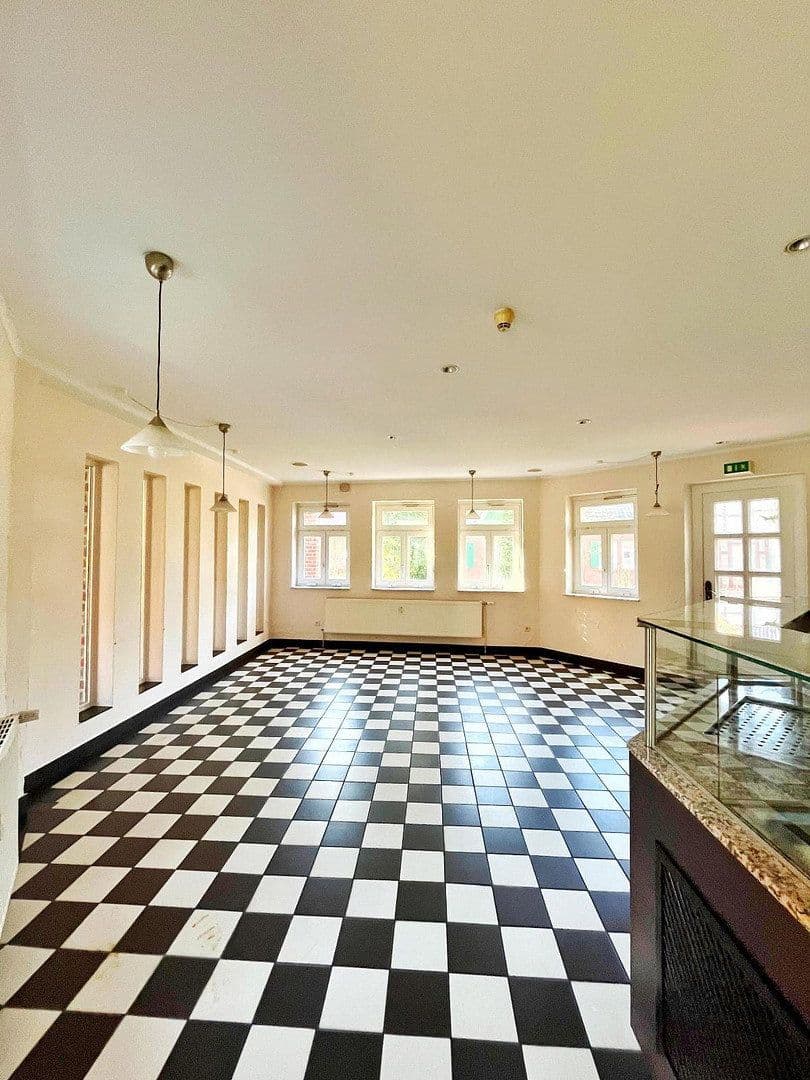 Prenájom kancelárie 120 m², Gänsemarkt 6, Diepholz, Dolné Sasko Prenájom kancelárie 120 m², Gänsemarkt 6, Diepholz, Dolné Sasko