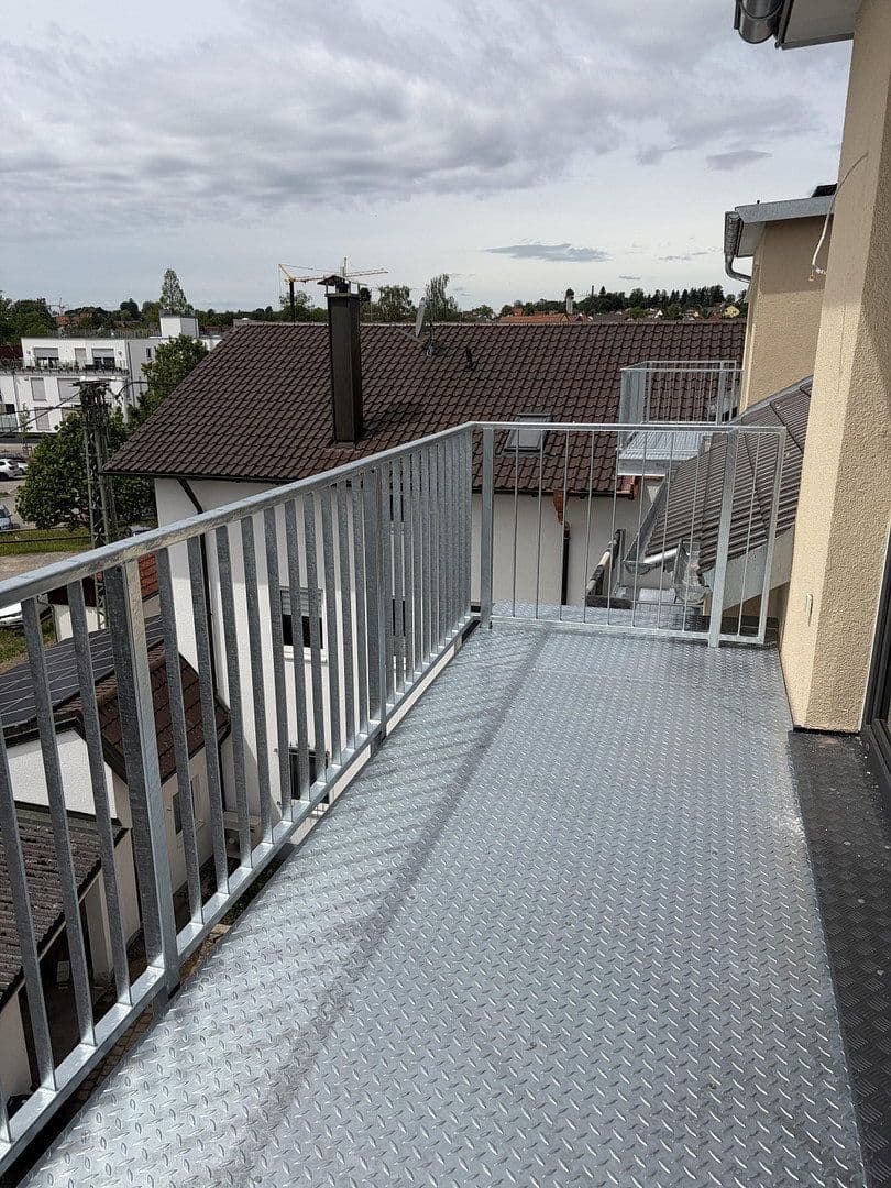 Prenájom bytu 3-izbový 91 m², Augsburger Straße 16, Wertingen, Bavorsko Prenájom bytu 3-izbový 91 m², Augsburger Straße 16, Wertingen, Bavorsko