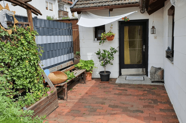 Predaj domu 72 m², pozemok 448 m², Obere Rettenbachstraße 44, Vilsbiburg, Bavorsko Predaj domu 72 m², pozemok 448 m², Obere Rettenbachstraße 44, Vilsbiburg, Bavorsko