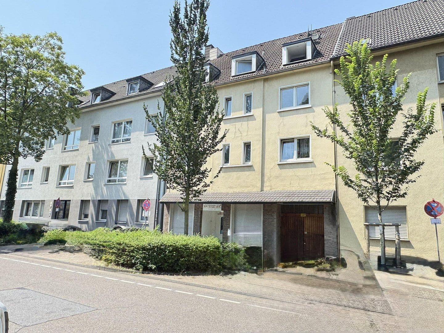 Predaj domu 464 m², pozemok 417 m², Altenessener Straße 85, Essen, Severné Porýnie - Westfálsko Predaj domu 464 m², pozemok 417 m², Altenessener Straße 85, Essen, Severné Porýnie - Westfálsko