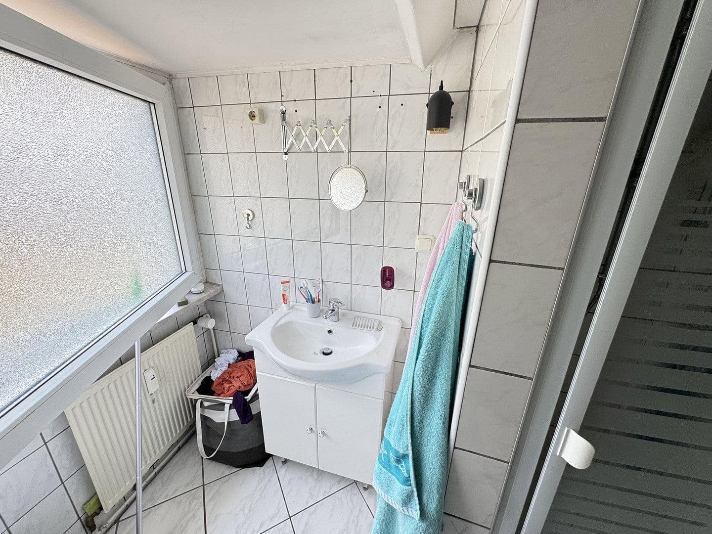 Predaj domu 464 m², pozemok 417 m², Altenessener Straße 85, Essen, Severné Porýnie - Westfálsko Predaj domu 464 m², pozemok 417 m², Altenessener Straße 85, Essen, Severné Porýnie - Westfálsko
