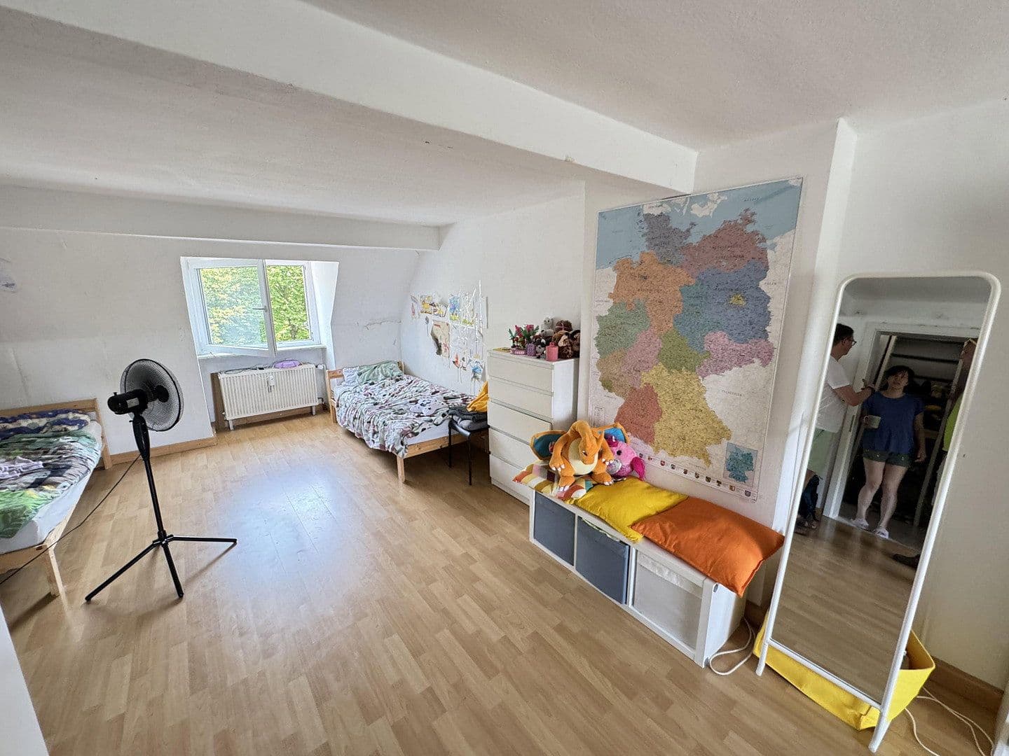 Predaj domu 464 m², pozemok 417 m², Altenessener Straße 85, Essen, Severné Porýnie - Westfálsko Predaj domu 464 m², pozemok 417 m², Altenessener Straße 85, Essen, Severné Porýnie - Westfálsko