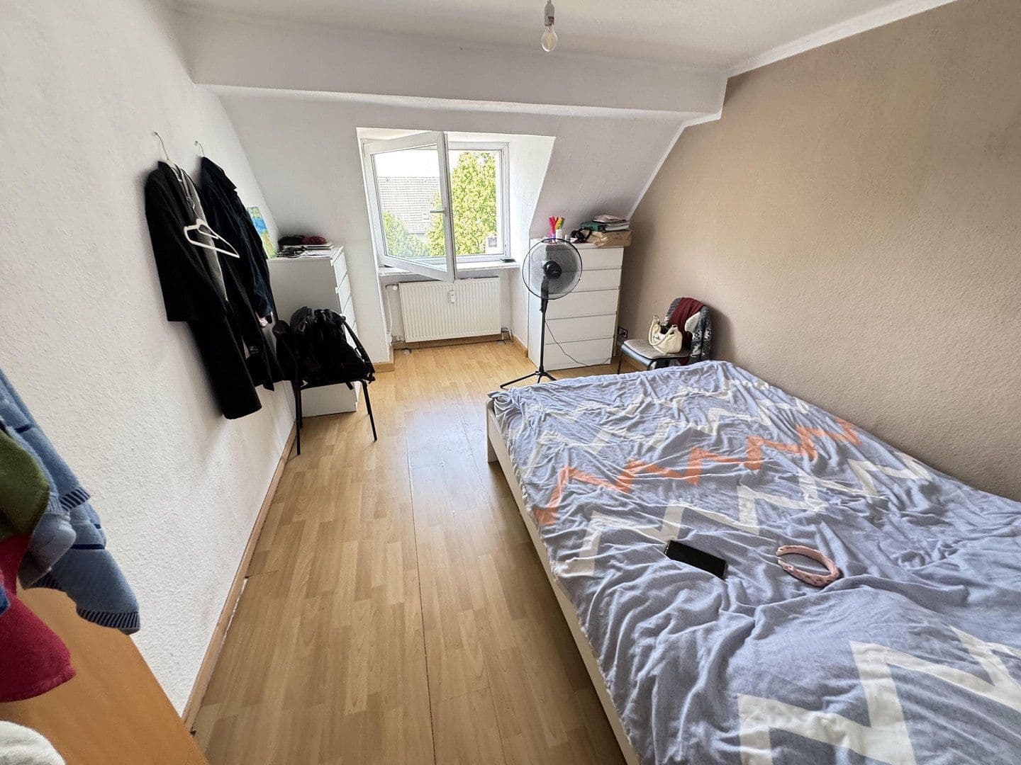 Predaj domu 464 m², pozemok 417 m², Altenessener Straße 85, Essen, Severné Porýnie - Westfálsko Predaj domu 464 m², pozemok 417 m², Altenessener Straße 85, Essen, Severné Porýnie - Westfálsko