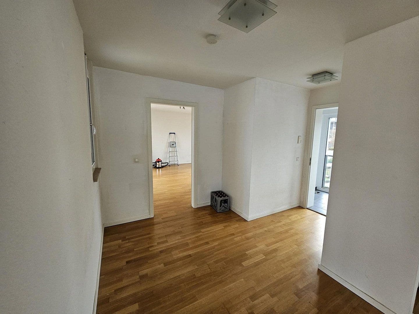 Prenájom bytu 2-izbový 89 m², Frankfurt, Hesensko Prenájom bytu 2-izbový 89 m², Frankfurt, Hesensko