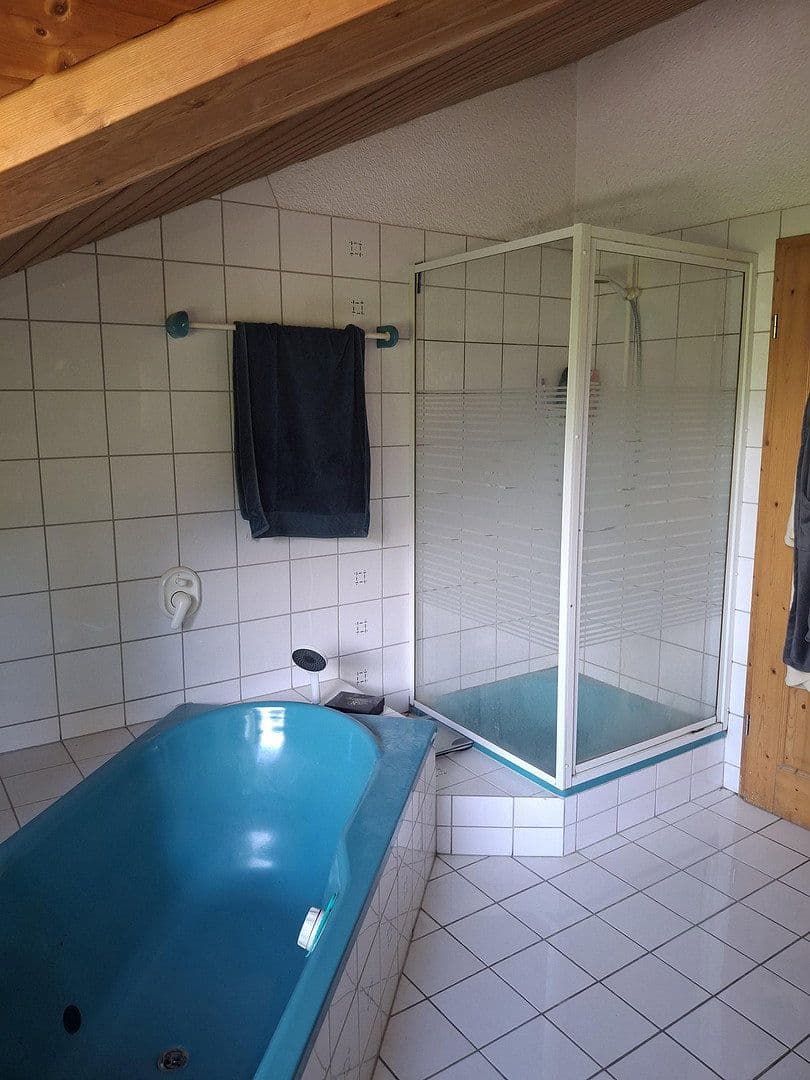 Predaj domu 139 m², pozemok 609 m², Wendelsgrundweg, Tuttlingen, Bádensko-Wurttembersko Predaj domu 139 m², pozemok 609 m², Wendelsgrundweg, Tuttlingen, Bádensko-Wurttembersko