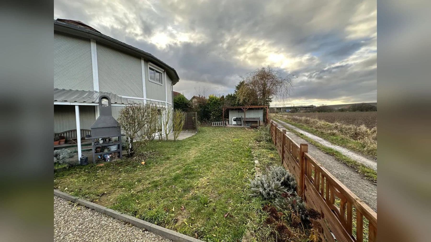 Prenájom bytu 2-izbový 82 m², Am Backhausgarten 40C, Flonheim, Porýnie-Falcko Prenájom bytu 2-izbový 82 m², Am Backhausgarten 40C, Flonheim, Porýnie-Falcko