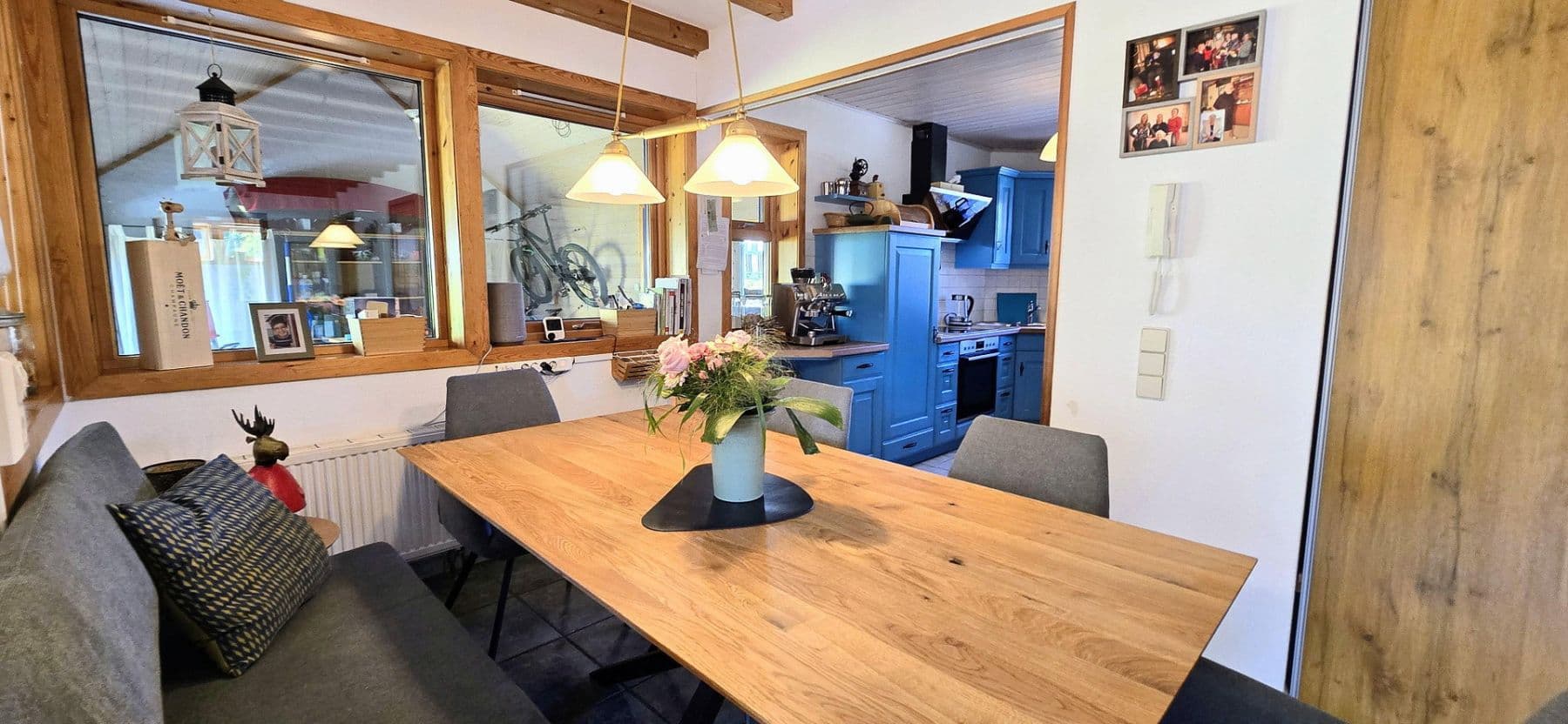 Predaj domu 230 m², pozemok 380 m², Kirchberg an der Murr, Bádensko-Wurttembersko Predaj domu 230 m², pozemok 380 m², Kirchberg an der Murr, Bádensko-Wurttembersko
