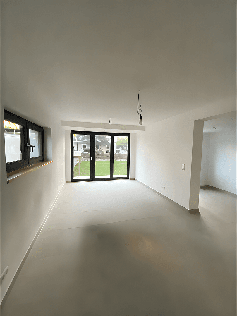 Predaj domu 191 m², pozemok 343 m², Kirchheim am Ries, Bádensko-Wurttembersko Predaj domu 191 m², pozemok 343 m², Kirchheim am Ries, Bádensko-Wurttembersko