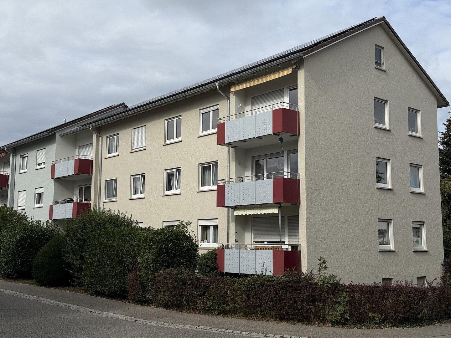 Predaj bytu 3-izbový 80 m², Wiesholzerstraße 4, Rielasingen-Worblingen, Bádensko-Wurttembersko Predaj bytu 3-izbový 80 m², Wiesholzerstraße 4, Rielasingen-Worblingen, Bádensko-Wurttembersko