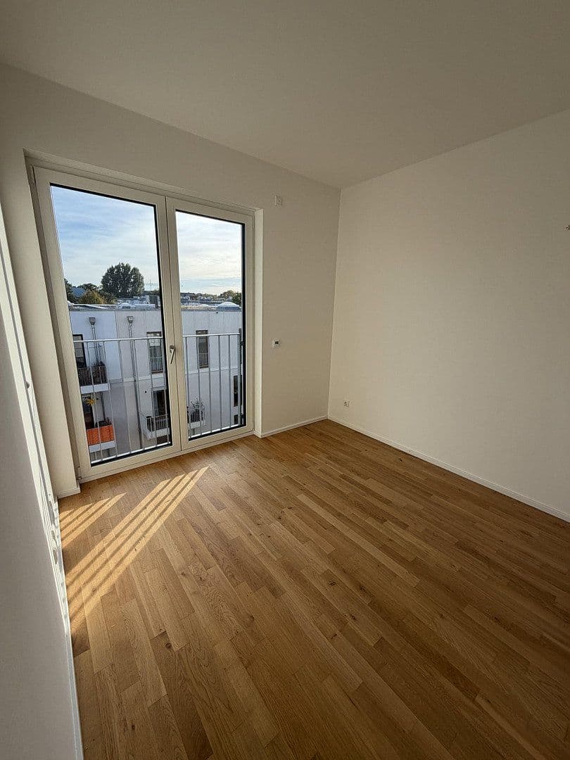 Prenájom bytu 4-izbový 98 m², Münsterlandstraße 60, Berlin, Berlín Prenájom bytu 4-izbový 98 m², Münsterlandstraße 60, Berlin, Berlín