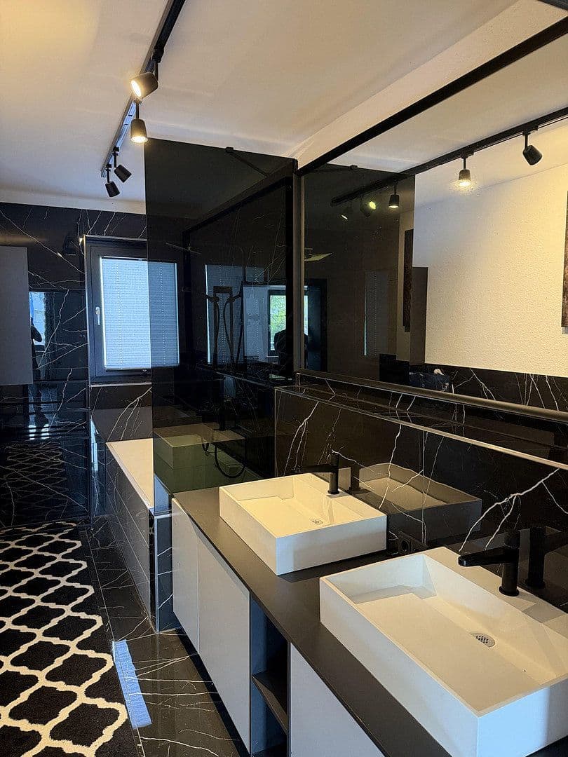 Predaj bytu 4-izbový 90 m², Berlinerstraße 8, Singen (Hohentwiel), Bádensko-Wurttembersko Predaj bytu 4-izbový 90 m², Berlinerstraße 8, Singen (Hohentwiel), Bádensko-Wurttembersko