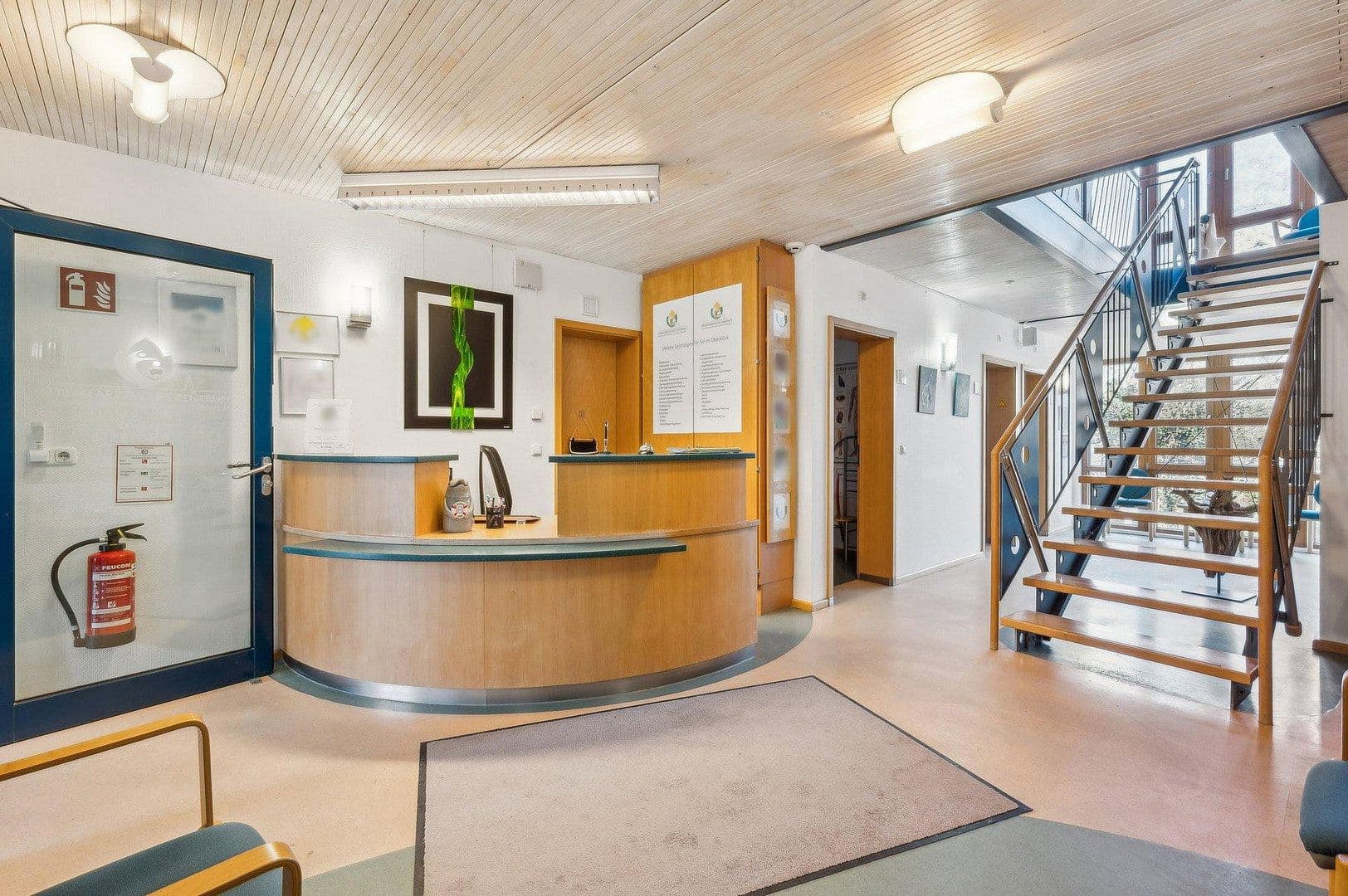Predaj domu 431 m², pozemok 529 m², In der Höll 9, Friedberg (Hessen), Hesensko Predaj domu 431 m², pozemok 529 m², In der Höll 9, Friedberg (Hessen), Hesensko