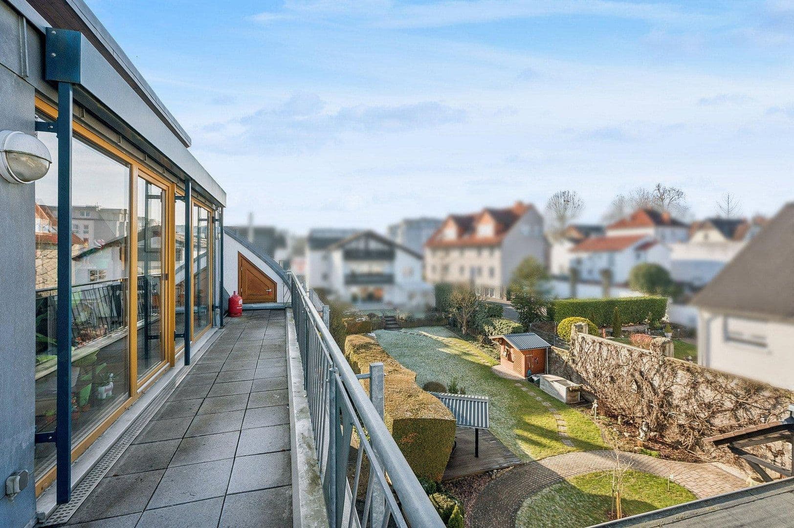 Predaj domu 431 m², pozemok 529 m², In der Höll 9, Friedberg (Hessen), Hesensko Predaj domu 431 m², pozemok 529 m², In der Höll 9, Friedberg (Hessen), Hesensko