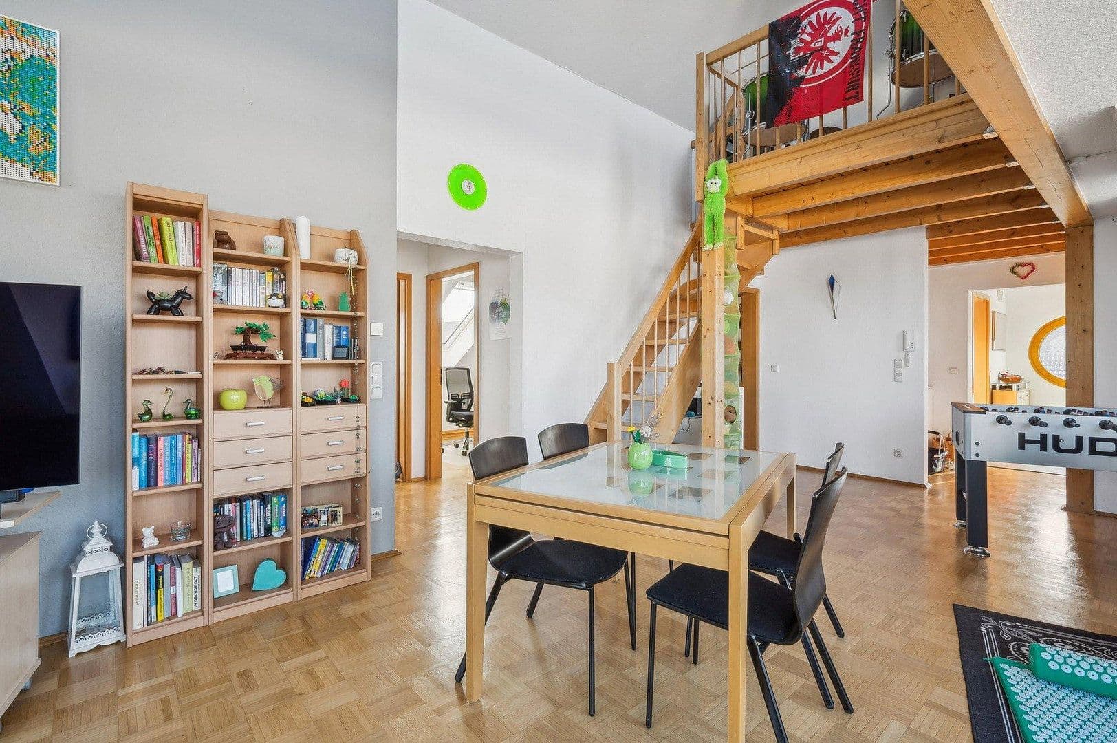 Predaj domu 431 m², pozemok 529 m², In der Höll 9, Friedberg (Hessen), Hesensko Predaj domu 431 m², pozemok 529 m², In der Höll 9, Friedberg (Hessen), Hesensko