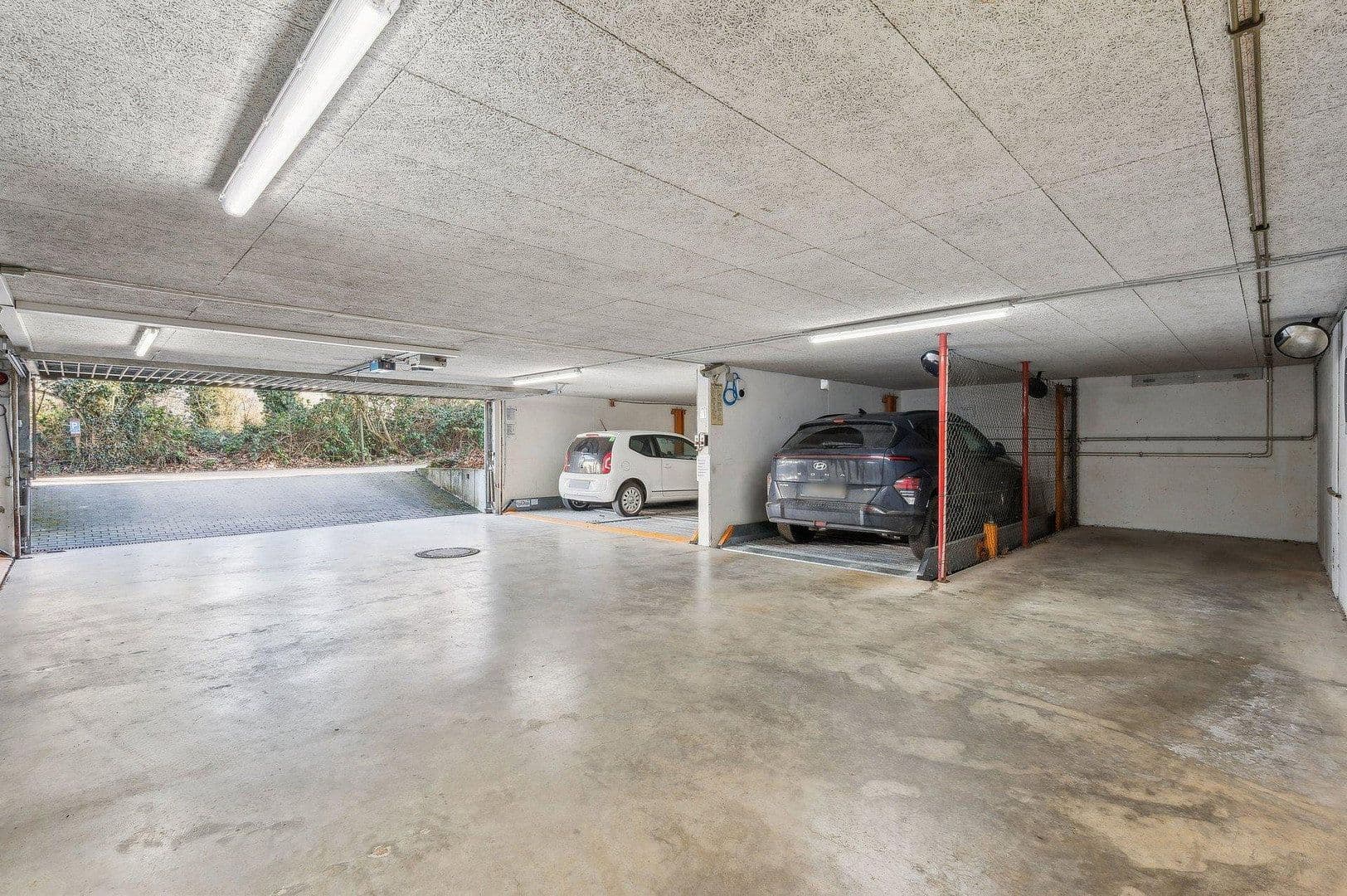 Predaj domu 431 m², pozemok 529 m², In der Höll 9, Friedberg (Hessen), Hesensko Predaj domu 431 m², pozemok 529 m², In der Höll 9, Friedberg (Hessen), Hesensko