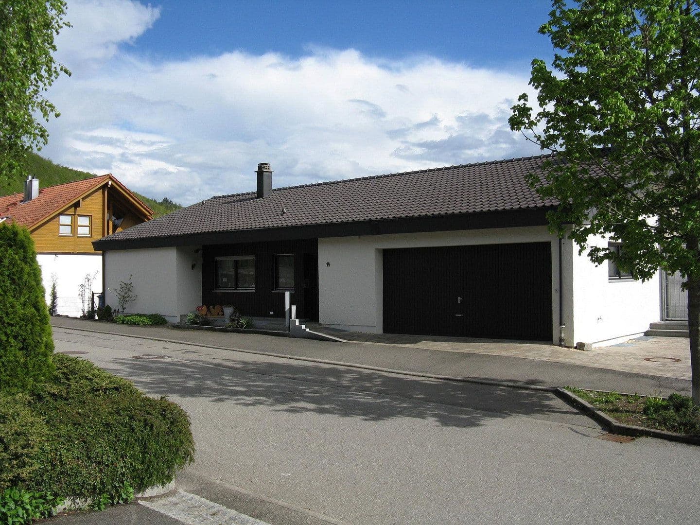 Predaj domu 340 m², pozemok 860 m², Albstadt, Bádensko-Wurttembersko Predaj domu 340 m², pozemok 860 m², Albstadt, Bádensko-Wurttembersko