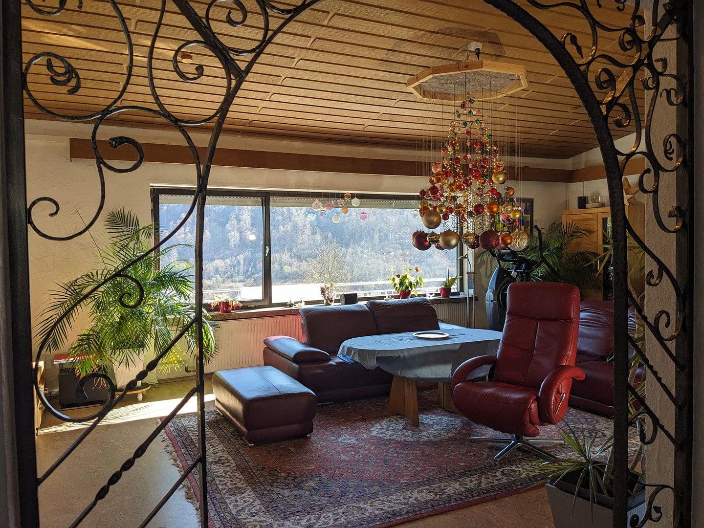 Predaj domu 340 m², pozemok 860 m², Albstadt, Bádensko-Wurttembersko Predaj domu 340 m², pozemok 860 m², Albstadt, Bádensko-Wurttembersko