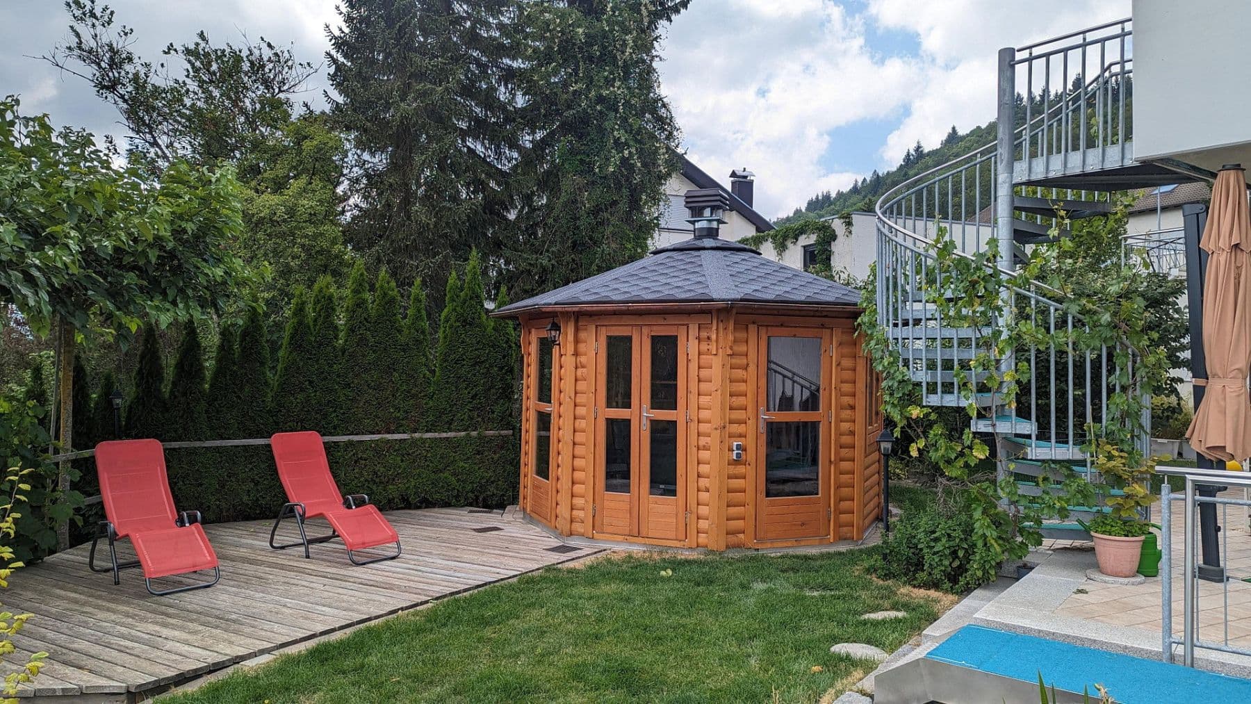 Predaj domu 340 m², pozemok 860 m², Albstadt, Bádensko-Wurttembersko Predaj domu 340 m², pozemok 860 m², Albstadt, Bádensko-Wurttembersko