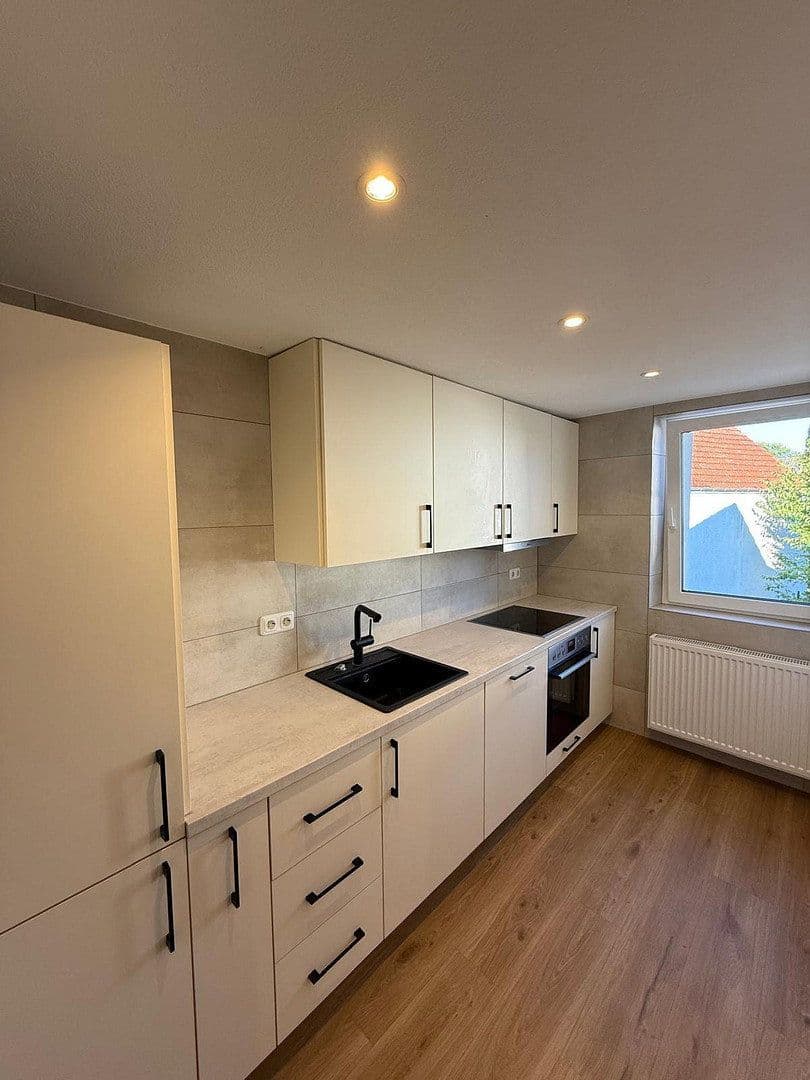 Prenájom bytu 5-izbový 123 m², Reinheim, Hesensko Prenájom bytu 5-izbový 123 m², Reinheim, Hesensko
