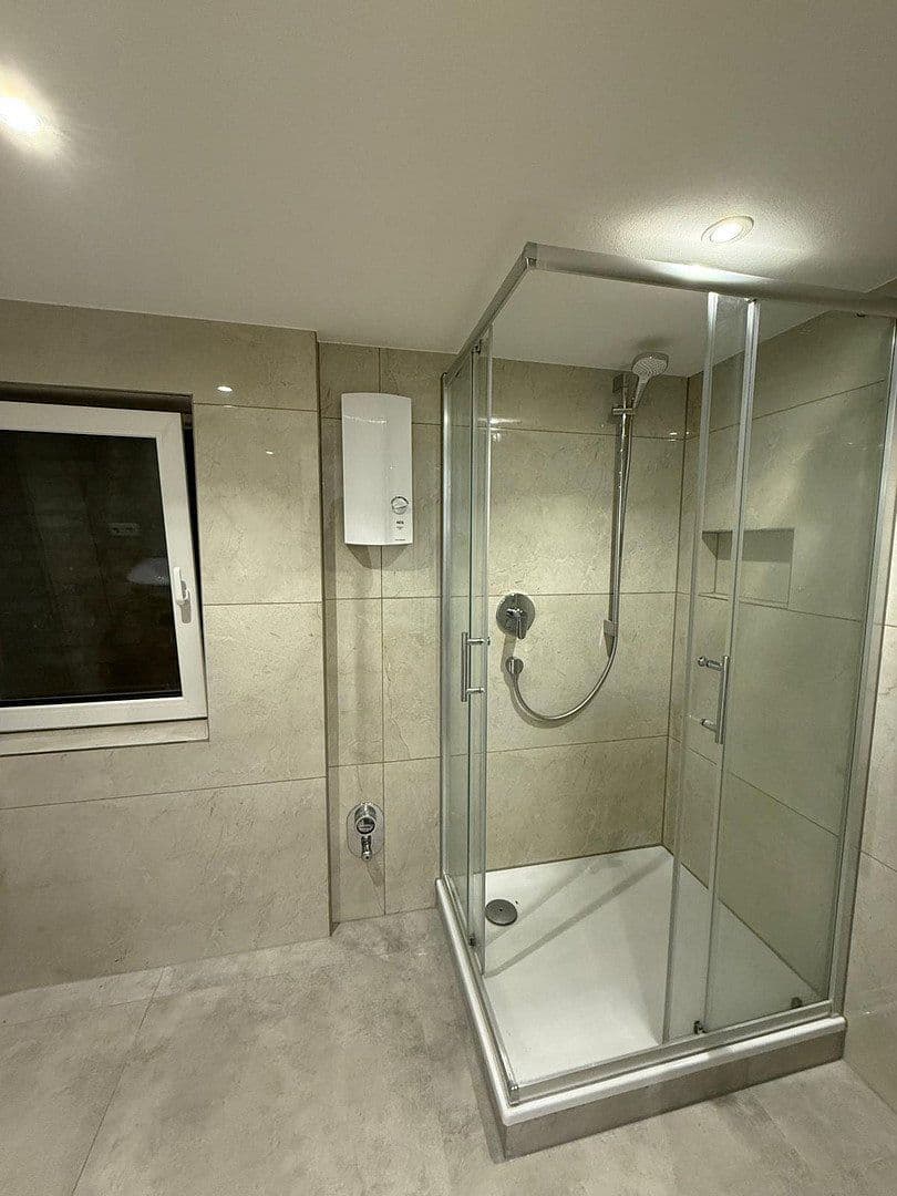 Prenájom bytu 5-izbový 123 m², Reinheim, Hesensko Prenájom bytu 5-izbový 123 m², Reinheim, Hesensko