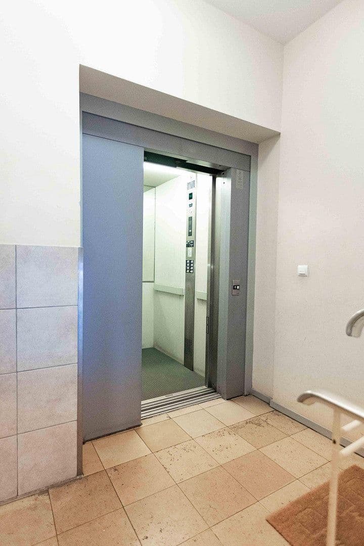Predaj bytu 2-izbový 72 m², Roonstraße 24, Hannover, Dolné Sasko Predaj bytu 2-izbový 72 m², Roonstraße 24, Hannover, Dolné Sasko