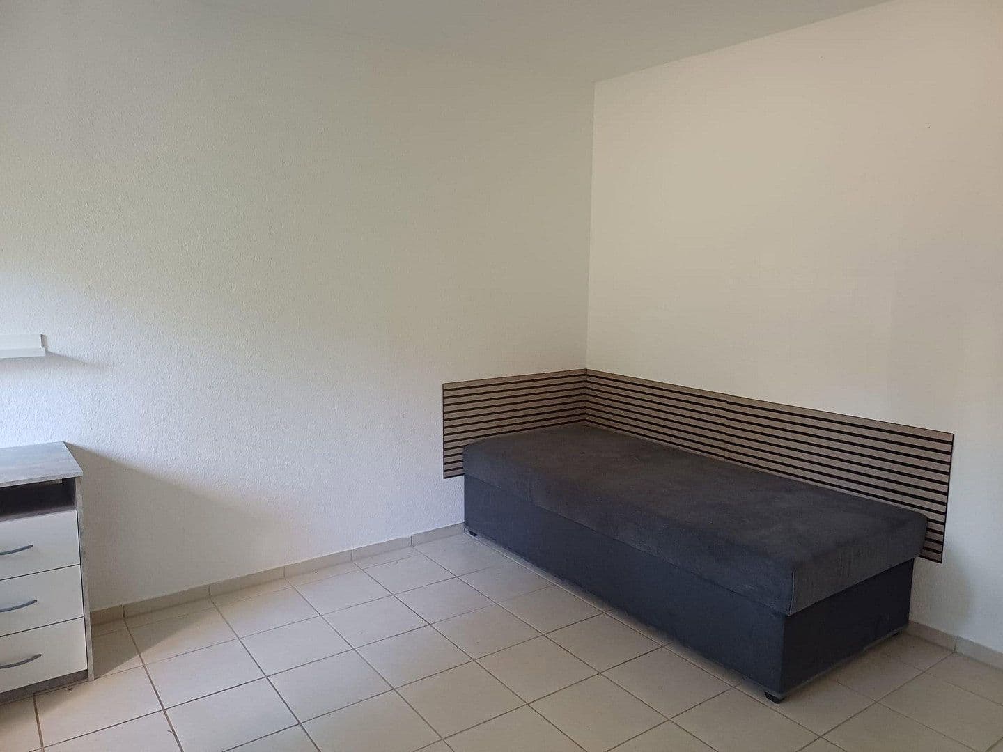 Prenájom bytu 1-izbový 24 m², Berlin, Berlín Prenájom bytu 1-izbový 24 m², Berlin, Berlín