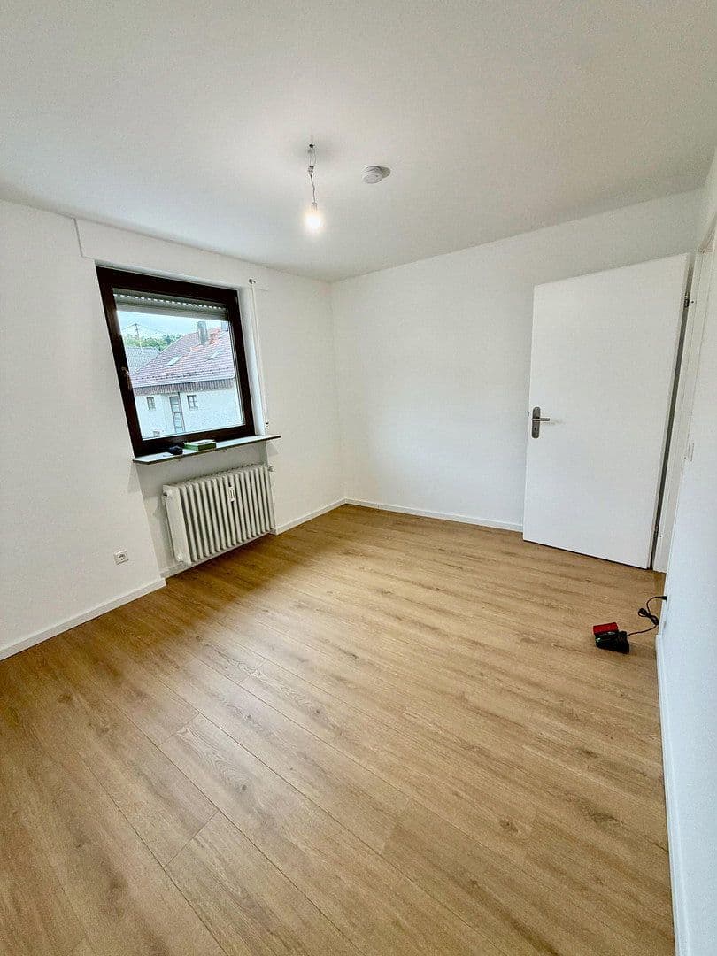 Prenájom bytu 4-izbový 82 m², Plüderhausen, Bádensko-Wurttembersko Prenájom bytu 4-izbový 82 m², Plüderhausen, Bádensko-Wurttembersko