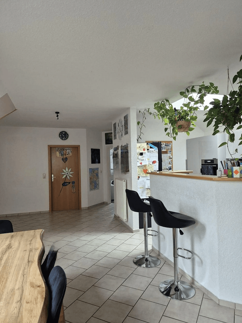 Prenájom bytu 4-izbový 143 m², Burggrumbacher Str. 4, Unterpleichfeld, Bavorsko Prenájom bytu 4-izbový 143 m², Burggrumbacher Str. 4, Unterpleichfeld, Bavorsko