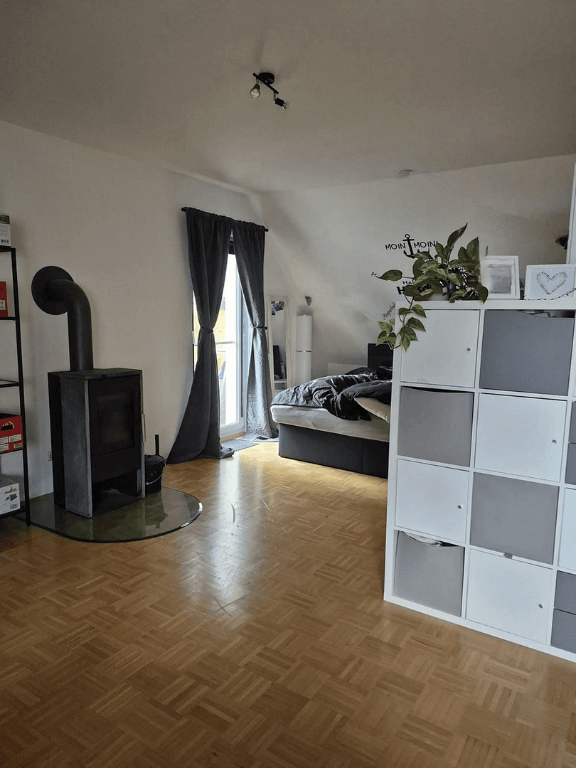 Prenájom bytu 4-izbový 143 m², Burggrumbacher Str. 4, Unterpleichfeld, Bavorsko Prenájom bytu 4-izbový 143 m², Burggrumbacher Str. 4, Unterpleichfeld, Bavorsko