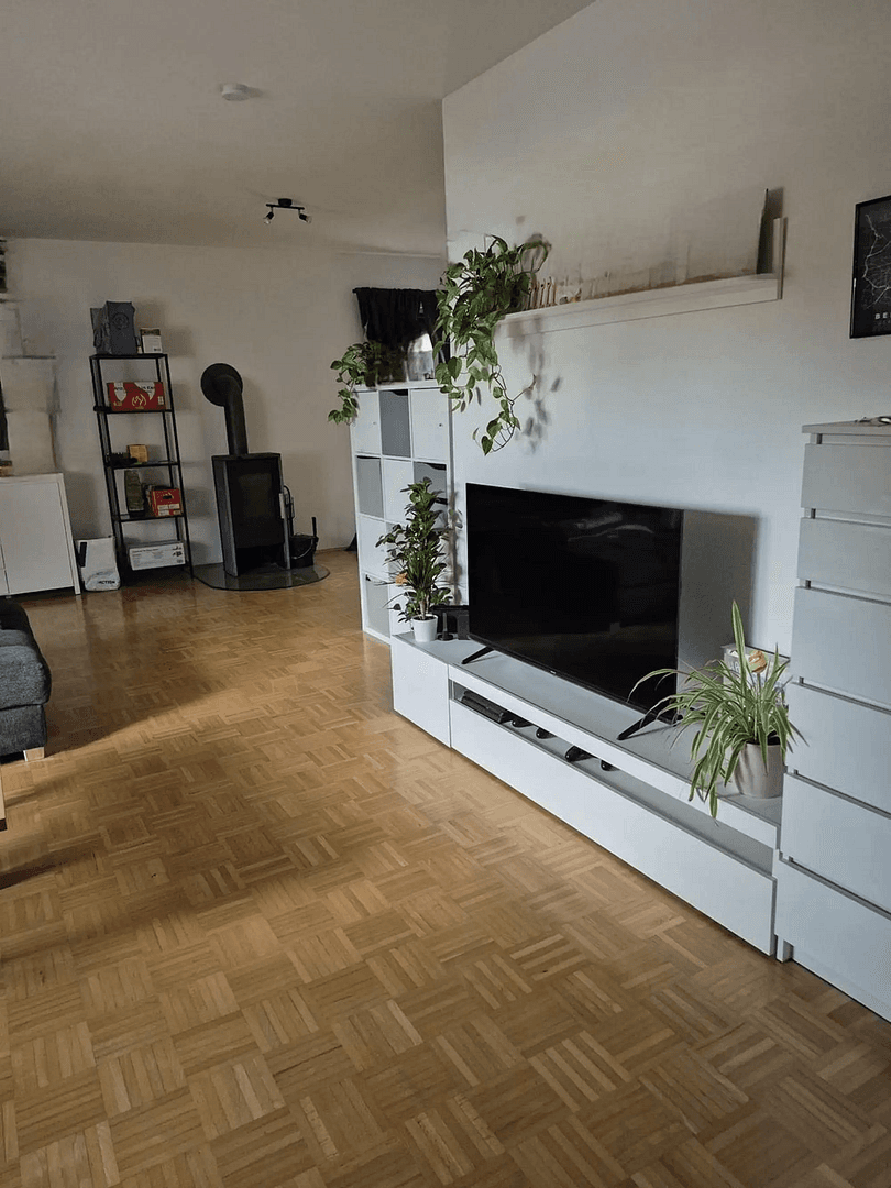 Prenájom bytu 4-izbový 143 m², Burggrumbacher Str. 4, Unterpleichfeld, Bavorsko Prenájom bytu 4-izbový 143 m², Burggrumbacher Str. 4, Unterpleichfeld, Bavorsko
