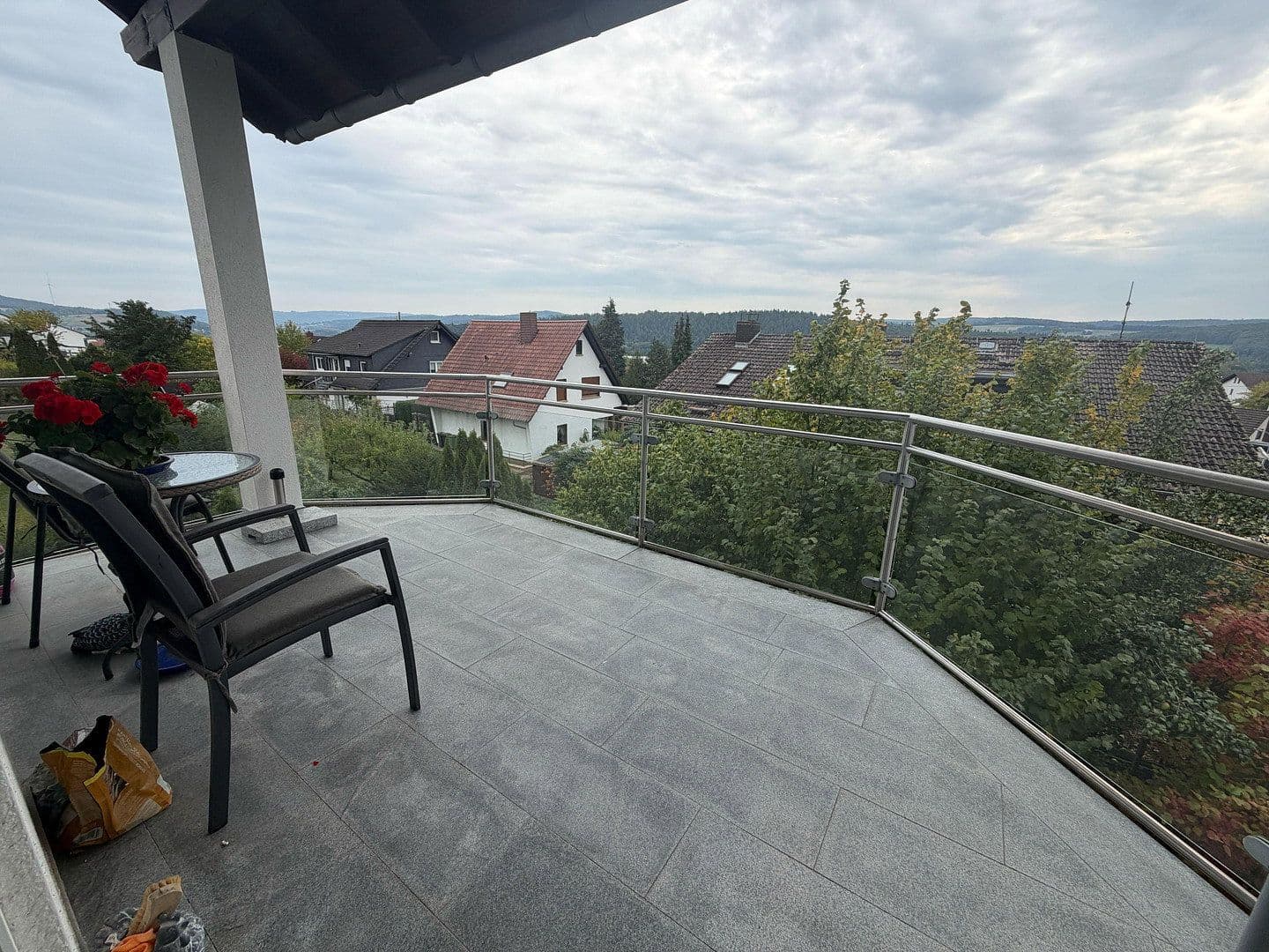 Prenájom bytu 2-izbový 75 m², Wächtersbach, Hesensko Prenájom bytu 2-izbový 75 m², Wächtersbach, Hesensko