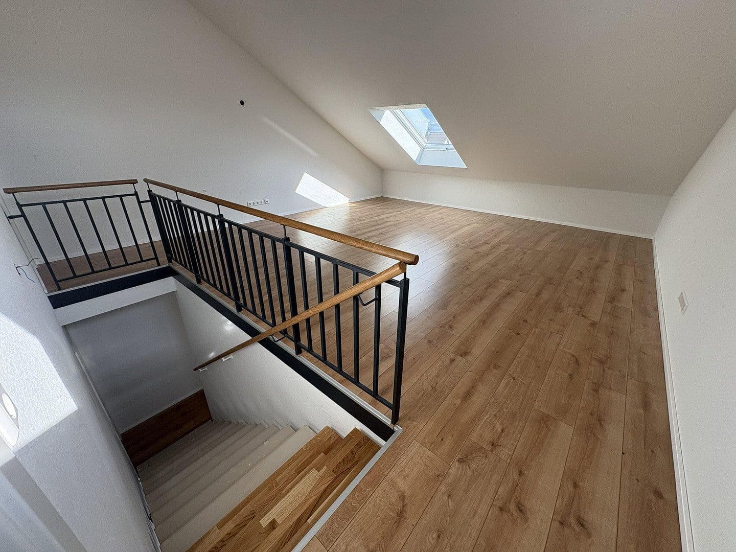 Prenájom domu 138 m², pozemok 350 m², Altomünster, Bavorsko Prenájom domu 138 m², pozemok 350 m², Altomünster, Bavorsko