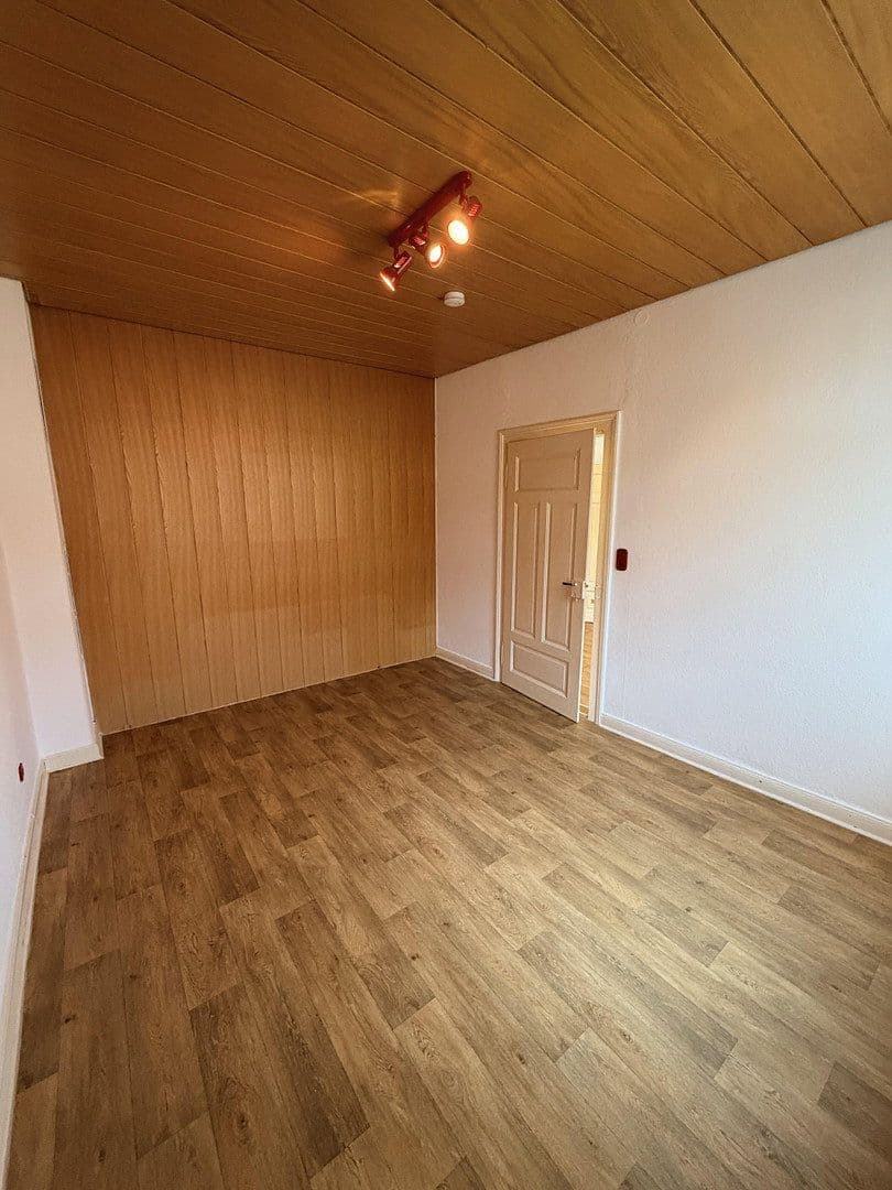 Prenájom bytu 2-izbový 56 m², Bismarkstraße 15, Nürnberg, Bavorsko Prenájom bytu 2-izbový 56 m², Bismarkstraße 15, Nürnberg, Bavorsko
