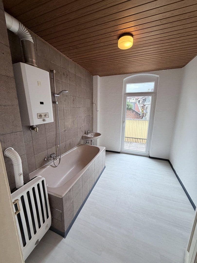 Prenájom bytu 2-izbový 56 m², Bismarkstraße 15, Nürnberg, Bavorsko Prenájom bytu 2-izbový 56 m², Bismarkstraße 15, Nürnberg, Bavorsko