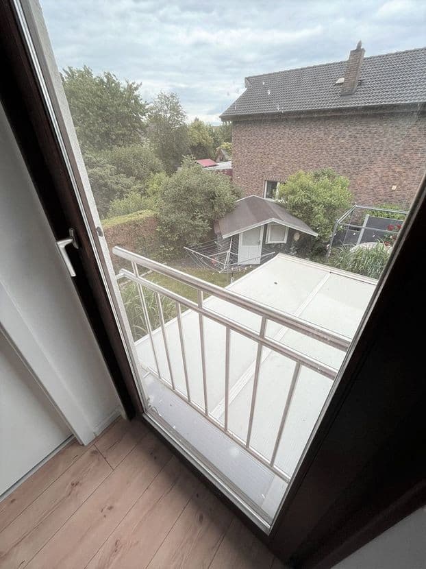 Prenájom bytu 4-izbový 97 m², Dürerstraße 63, Würselen, Severné Porýnie - Westfálsko Prenájom bytu 4-izbový 97 m², Dürerstraße 63, Würselen, Severné Porýnie - Westfálsko