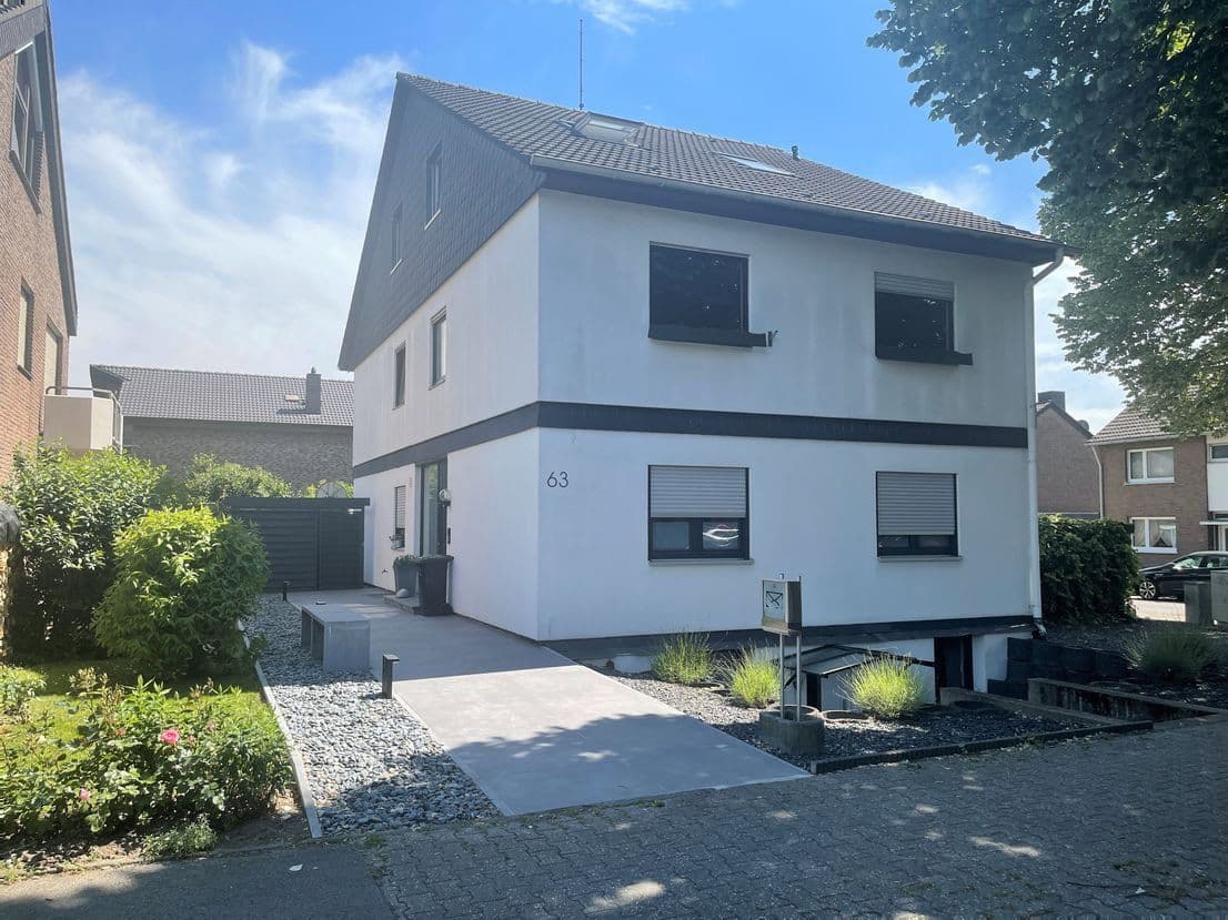 Prenájom bytu 4-izbový 97 m², Dürerstraße 63, Würselen, Severné Porýnie - Westfálsko Prenájom bytu 4-izbový 97 m², Dürerstraße 63, Würselen, Severné Porýnie - Westfálsko