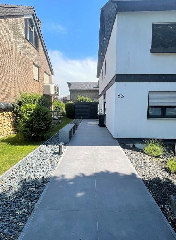 Prenájom bytu 4-izbový 97 m², Dürerstraße 63, Würselen, Severné Porýnie - Westfálsko Prenájom bytu 4-izbový 97 m², Dürerstraße 63, Würselen, Severné Porýnie - Westfálsko