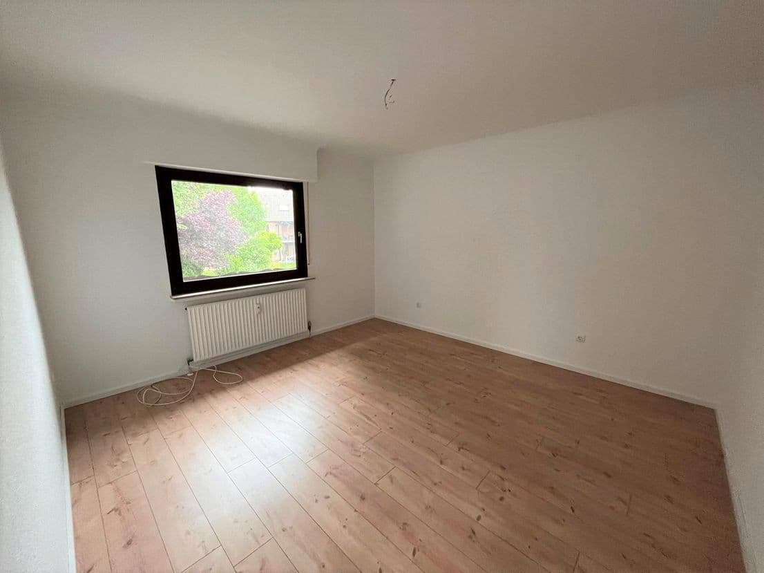 Prenájom bytu 4-izbový 97 m², Dürerstraße 63, Würselen, Severné Porýnie - Westfálsko Prenájom bytu 4-izbový 97 m², Dürerstraße 63, Würselen, Severné Porýnie - Westfálsko
